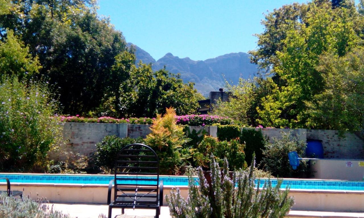 Gaestehaus Helderbergview Somerset West Exterior foto