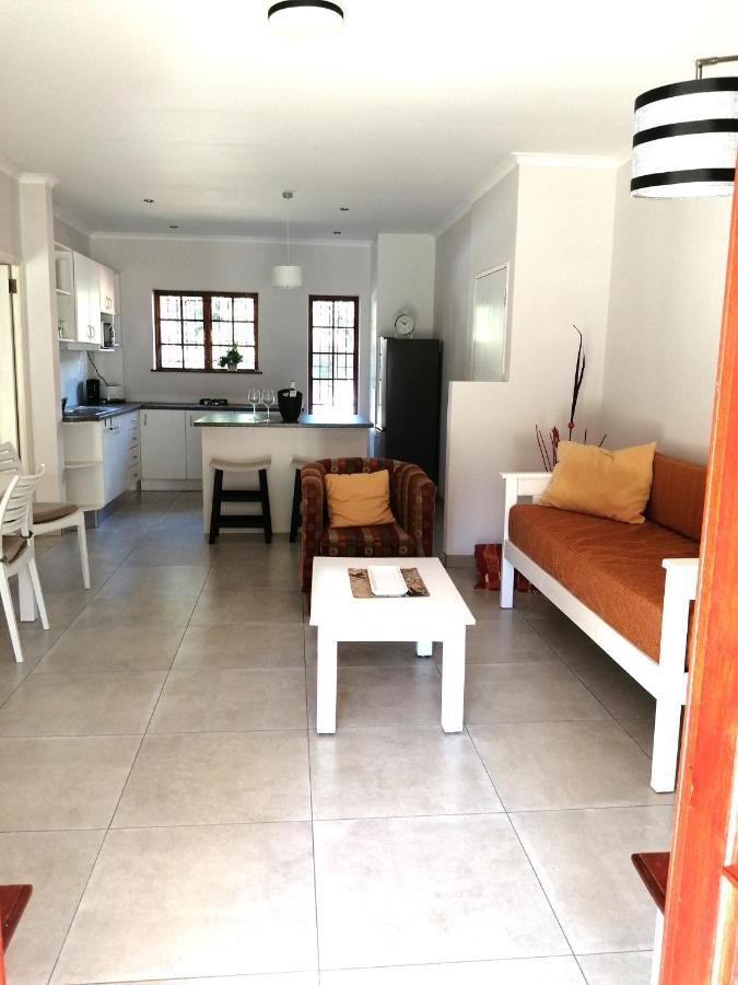 Gaestehaus Helderbergview Somerset West Exterior foto