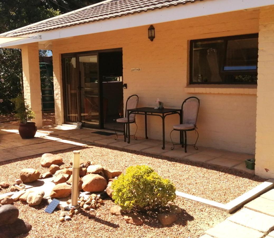 Gaestehaus Helderbergview Somerset West Exterior foto