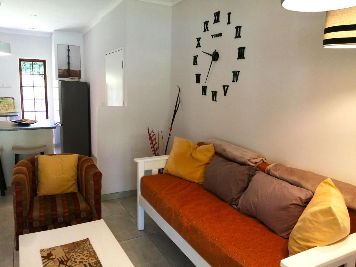 Gaestehaus Helderbergview Somerset West Exterior foto