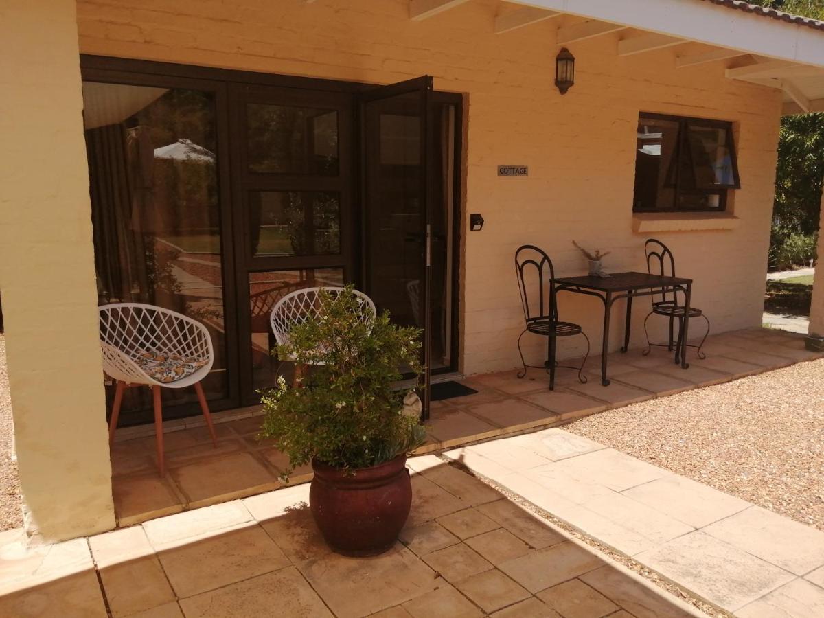 Gaestehaus Helderbergview Somerset West Exterior foto